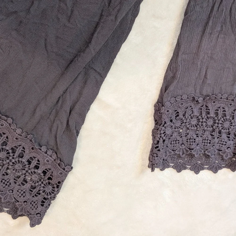 Knox Rose Gray Lace Blouse - Picture 6 of 8